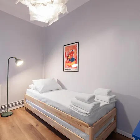 F & B Collection - Frida & Carlo - Flat For 4 Apartment *