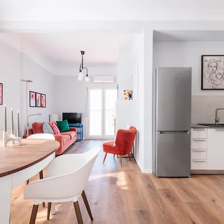 Apartment F & B Collection - Frida & Carlo - Flat For 4 *