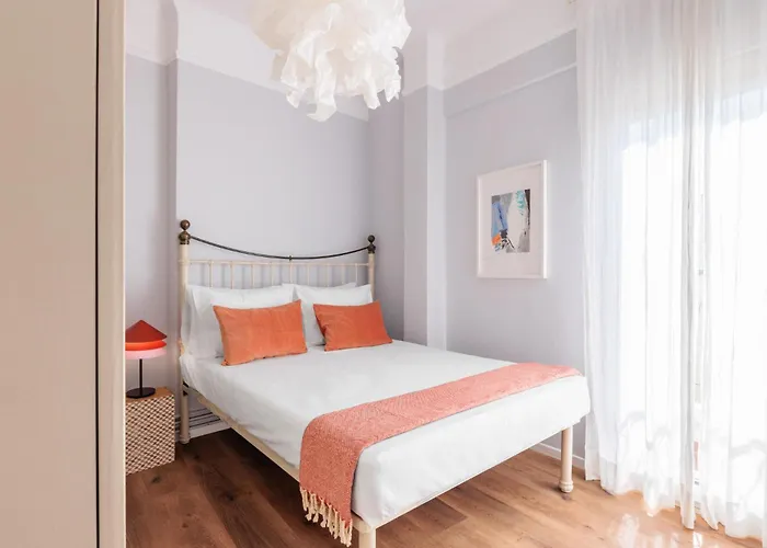 F & B Collection - Frida & Carlo - Flat For 4 Apartment