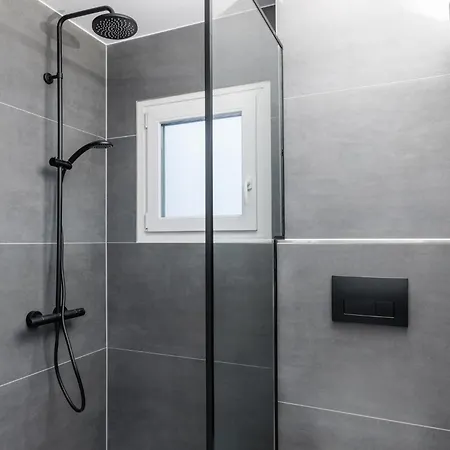 F & B Collection - Frida & Carlo - Flat For 4 Apartament *