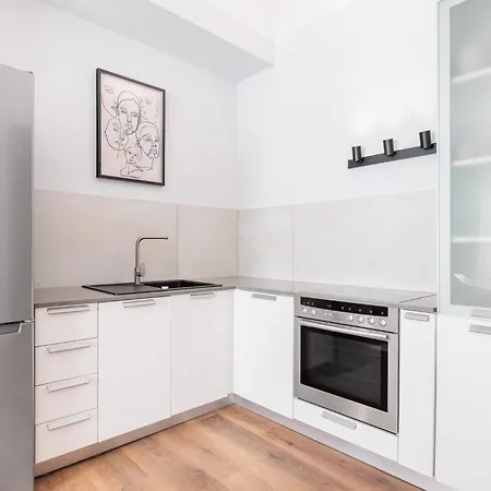 Apartament F & B Collection - Frida & Carlo - Flat For 4 *